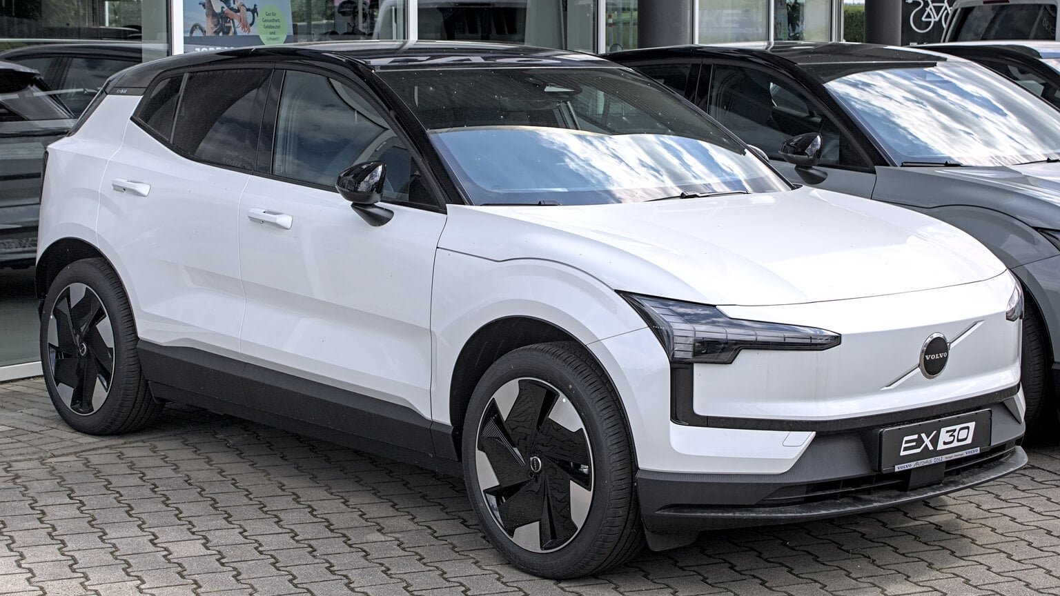 Volvo EX30